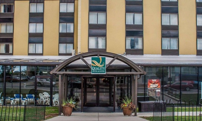 Downtown Niagara Falls Hotel | 56 m² Hotel ∙ 127 guests