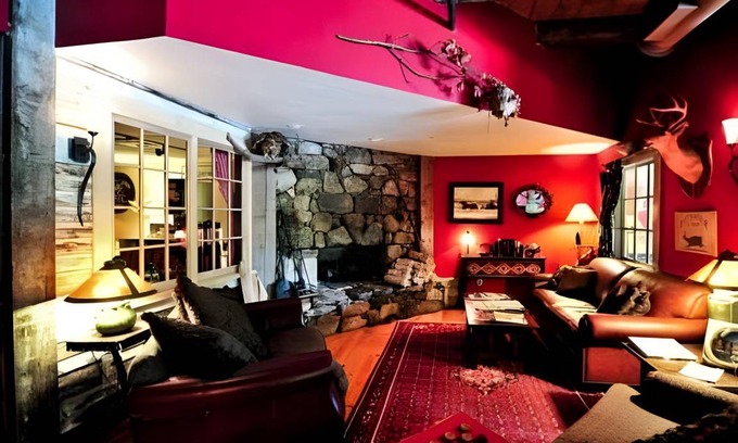 Plymouth Hotel | 56 m² Hotel ∙ 2 bedrooms ∙ 8 guests