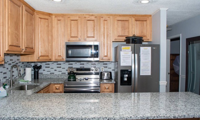 Ghent Condo | 72 m² Condo ∙ 3 bedrooms ∙ 8 guests