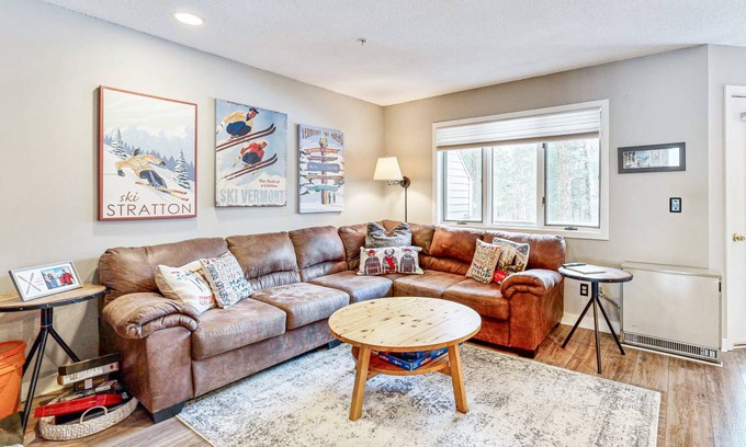 Stratton Mountain Condo | 93 m² Condo ∙ 2 bedrooms ∙ 7 guests