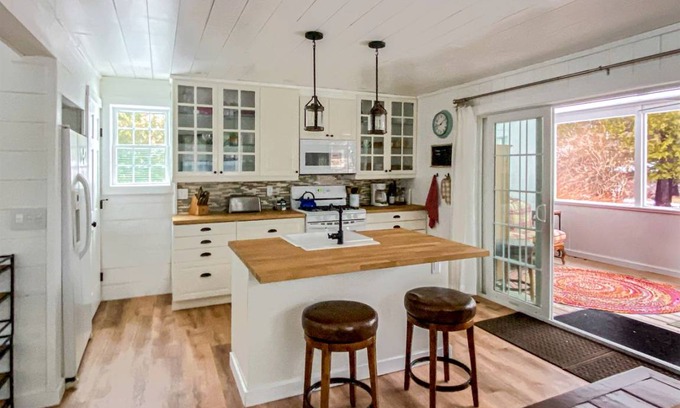 Wells Other | Accommodation ∙ 2 bedrooms ∙ 4 guests