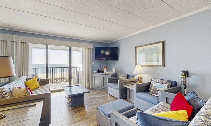 North Ocean City Condo | Amazing oceanfront condo with beach views & WiFi - walk to Northside Park