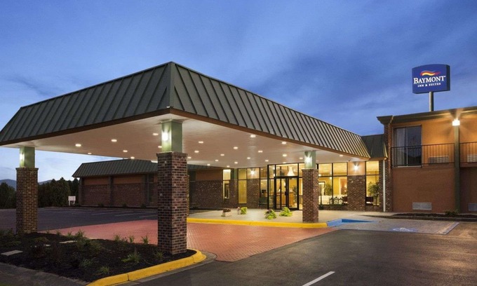 Salem Hotel | Baymont by Wyndham Salem Roanoke Area