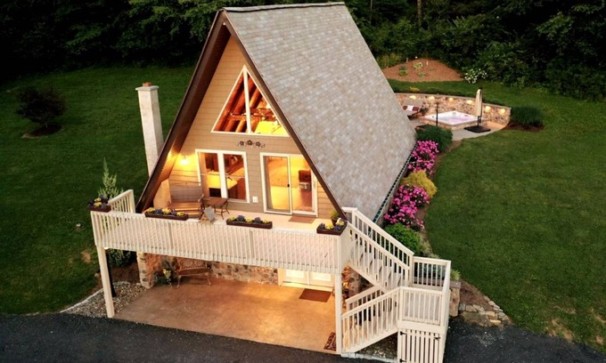 Robesonia Cabin | Cabin ∙ 1 bedroom ∙ 2 guests
