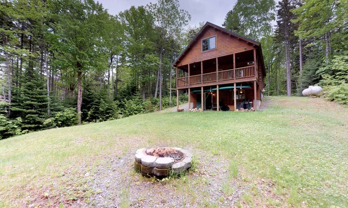 Greenville Cabin | Cabin ∙ 2 bedrooms ∙ 8 guests
