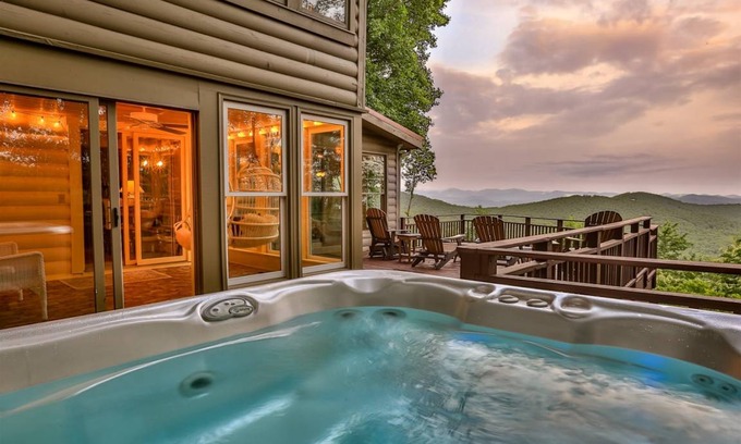 Walnut Mountain Cabin | Cabin ∙ 3 bedrooms ∙ 8 guests