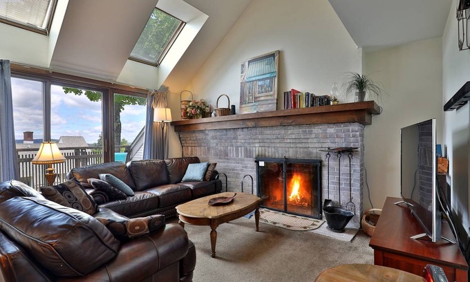 Central Vermont- Killington Condo | Condo ∙ 3 bedrooms ∙ 8 guests