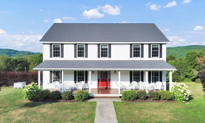 Cooperstown House | Coop Diamonds Luxury Rentals; Sunrise Estates 2