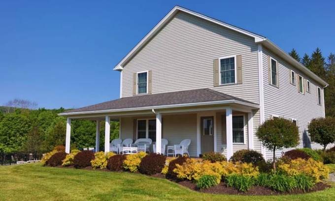 Cooperstown House | Coop Diamonds Luxury Rentals; Sunrise Estates 3