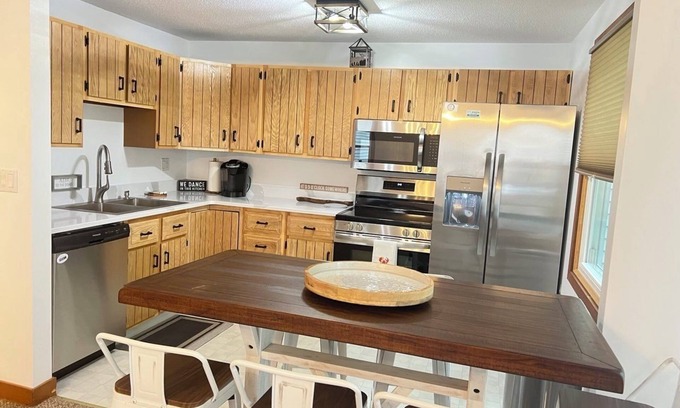 Bridgton Condo | Cozy 4-bedroom condo-with shared access to the waterfront