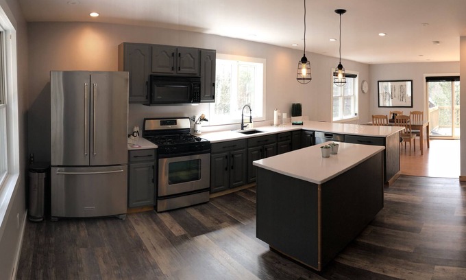 Bolton Landing House | Discount for weeks August 17 & August 24 BOLTON LANDING - Beautiful, Quiet Home