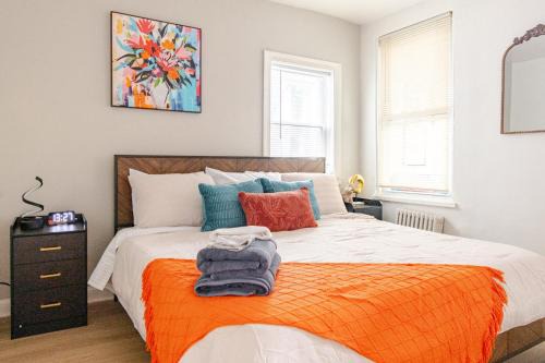 Bloomingdale Apartment | Elegant 2 Bedroom Urban Suite l Modern Comfort & Style