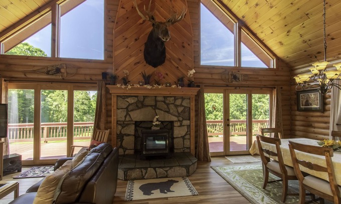Danby Cabin | ๐Fall Weekend Getway! Book Now!๐