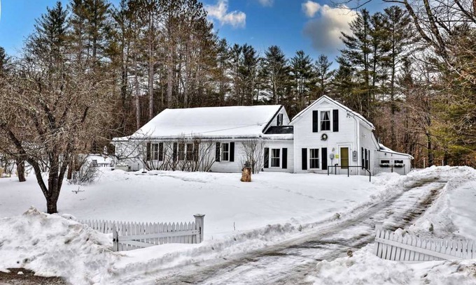 Chittenden House | Farmhouse ∙ 4 bedrooms ∙ 8 guests