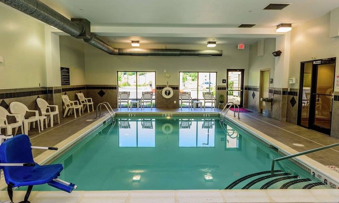 Jamestown Hotel | Hampton Inn and Suites Jamestown