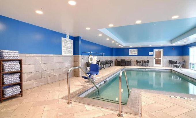 North Conway Hotel | Hotel ∙ 2 bedrooms ∙ 127 guests