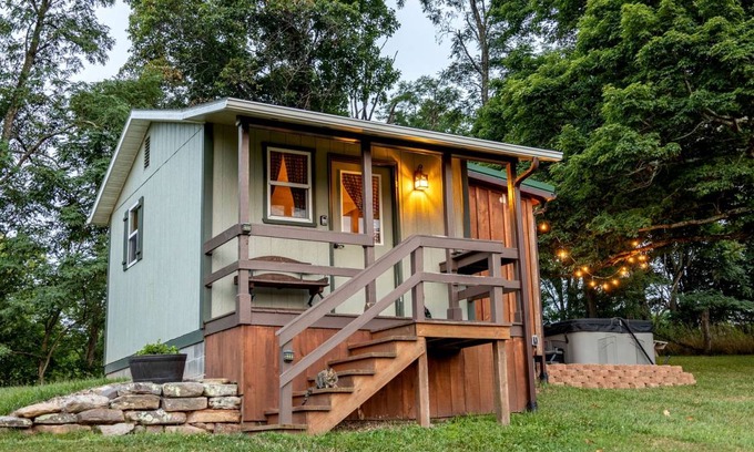 Seneca Rocks House | House ∙ 1 bedroom ∙ 2 guests