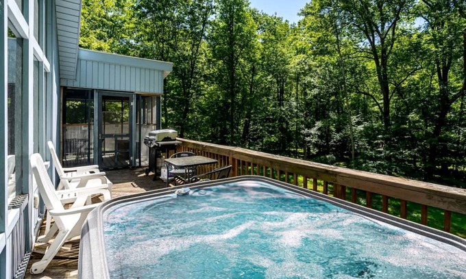 The Woods House | House ∙ 1 bedroom ∙ 11 guests