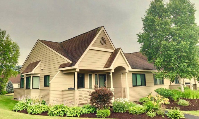 Bretton Woods House | House ∙ 2 bedrooms ∙ 7 guests