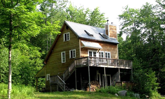 Williamsville House | House ∙ 2 bedrooms ∙ 5 guests