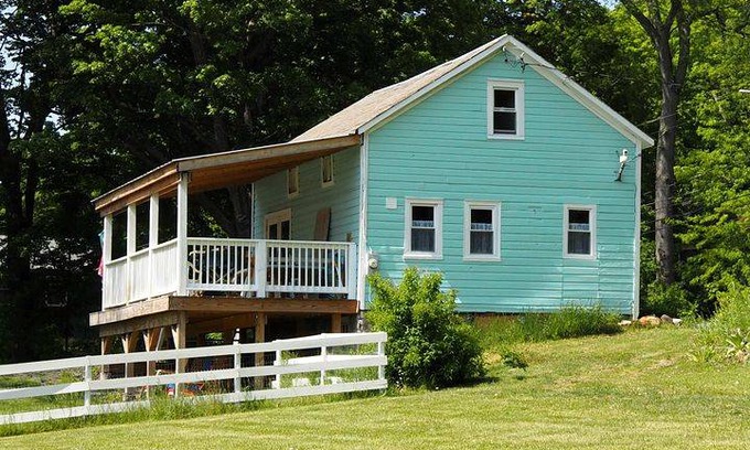 South Hartford House | House ∙ 3 bedrooms ∙ 6 guests