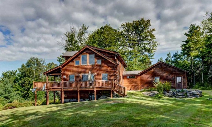 Whitefield House | House ∙ 4 bedrooms ∙ 14 guests
