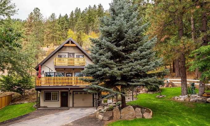 Leavenworth House | Icicle Ridge Retreat