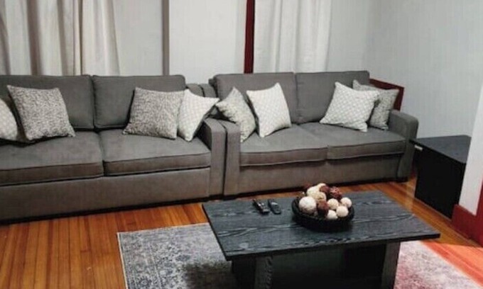 Stockade Historic District Apartment | kingsblock
