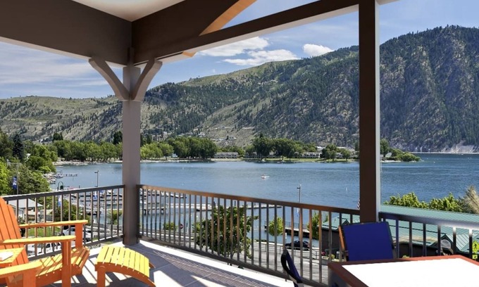 Manson Condo | Penthouse-Stunning Views-Pool, Hot Tub
