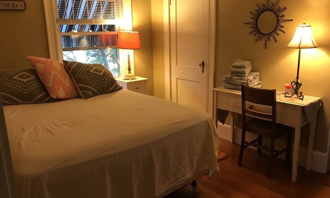 Ithaca Resort | Private room ∙ 1 guest