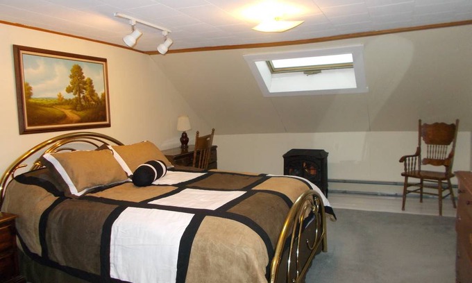 Milan Resort | Private room ∙ 3 guests