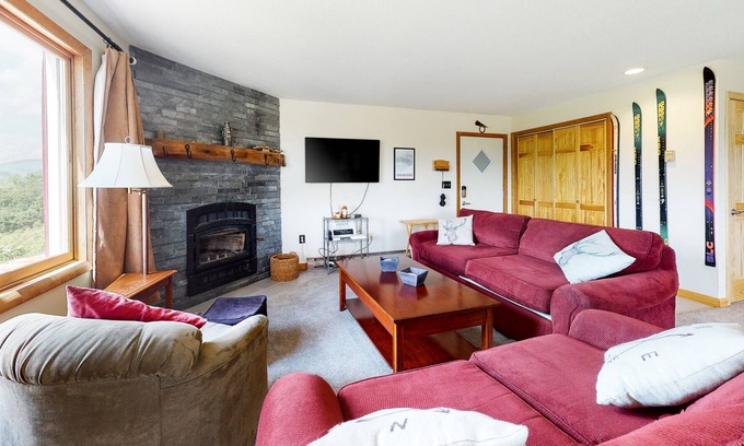 Jackson Condo | Ski Chalet-Inspired Condo w/ Incredible Views, Free WiFi, Furnished Patio, & W/D