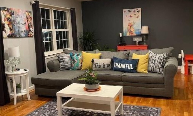 Vauxhall House | Spacious 3 Bedroom Apt Rental Near EWR Airport & NYC