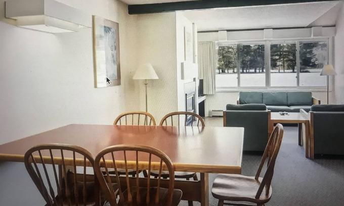 Stowe Area House | STOWE, VT 2+ Bedrooms - President's Week 2024