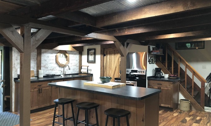 Spring Hill House | The Barn built in 1874