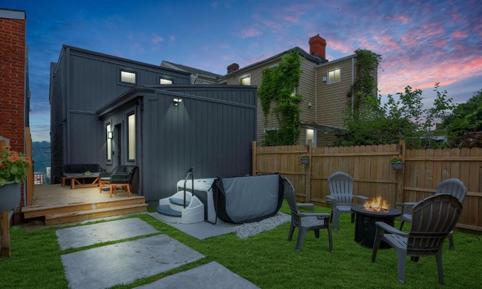 Pittsburgh House | Urban Oasis Retreat With Luxury Design, Hot Tub, Fire Pit, Breathtaking Downtown & River Views