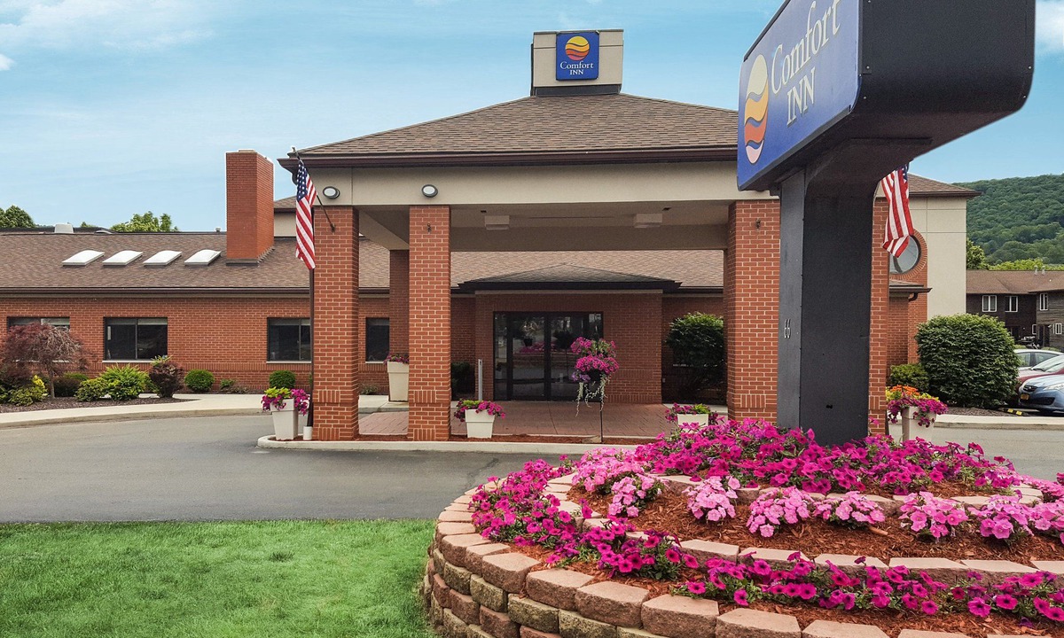 Corning Hotel | Quality Inn