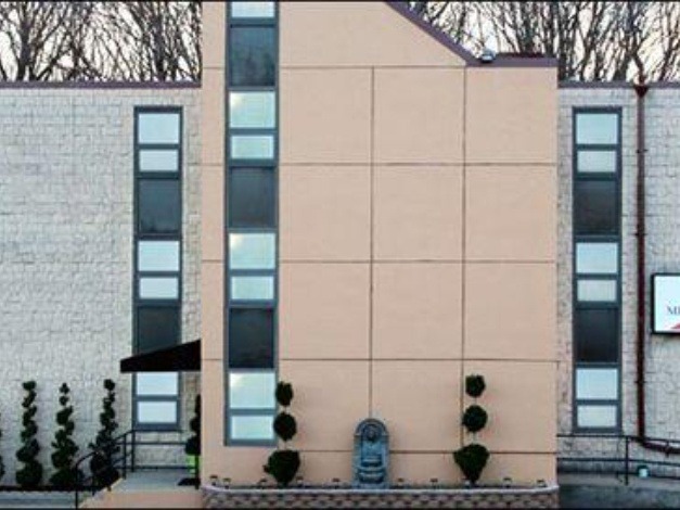 Jericho Hotel | Meadowbrook Motor Lodge