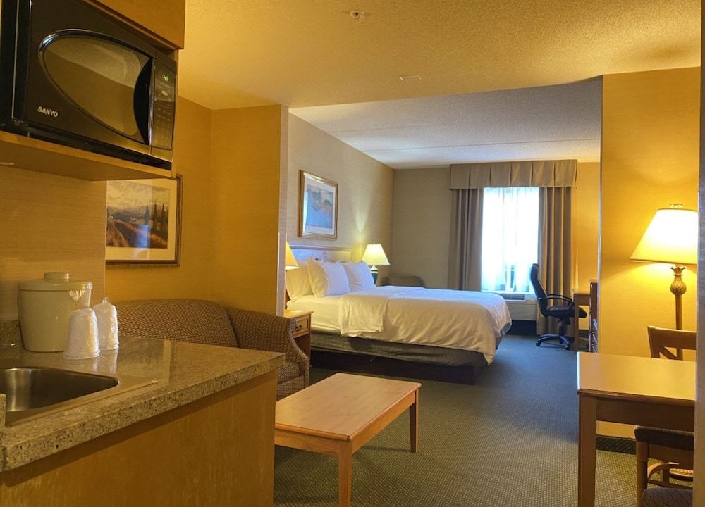 Photo of Livingroom in Warrenton