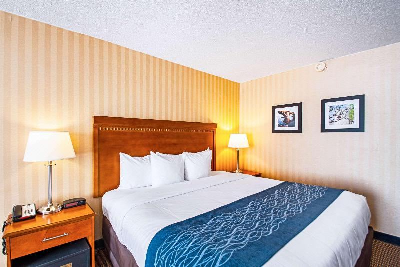 Photo of Bedroom in Seven Corners