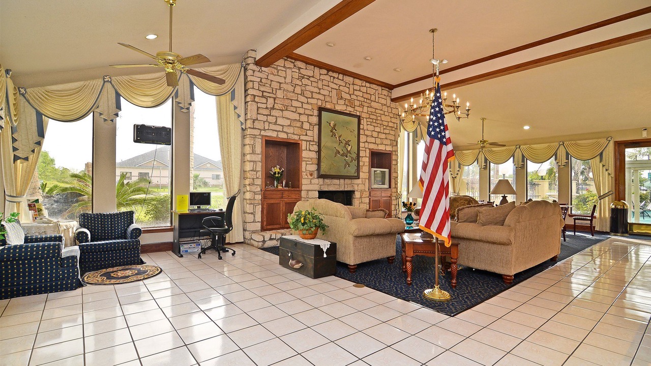 Photo of Livingroom in West Columbia