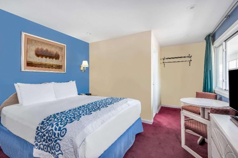 Photo of Bedroom in Hicksville