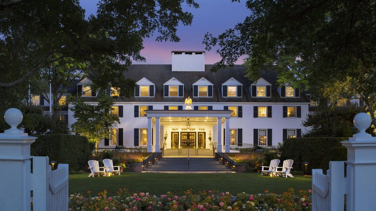 Photo of Buildings in Woodstock