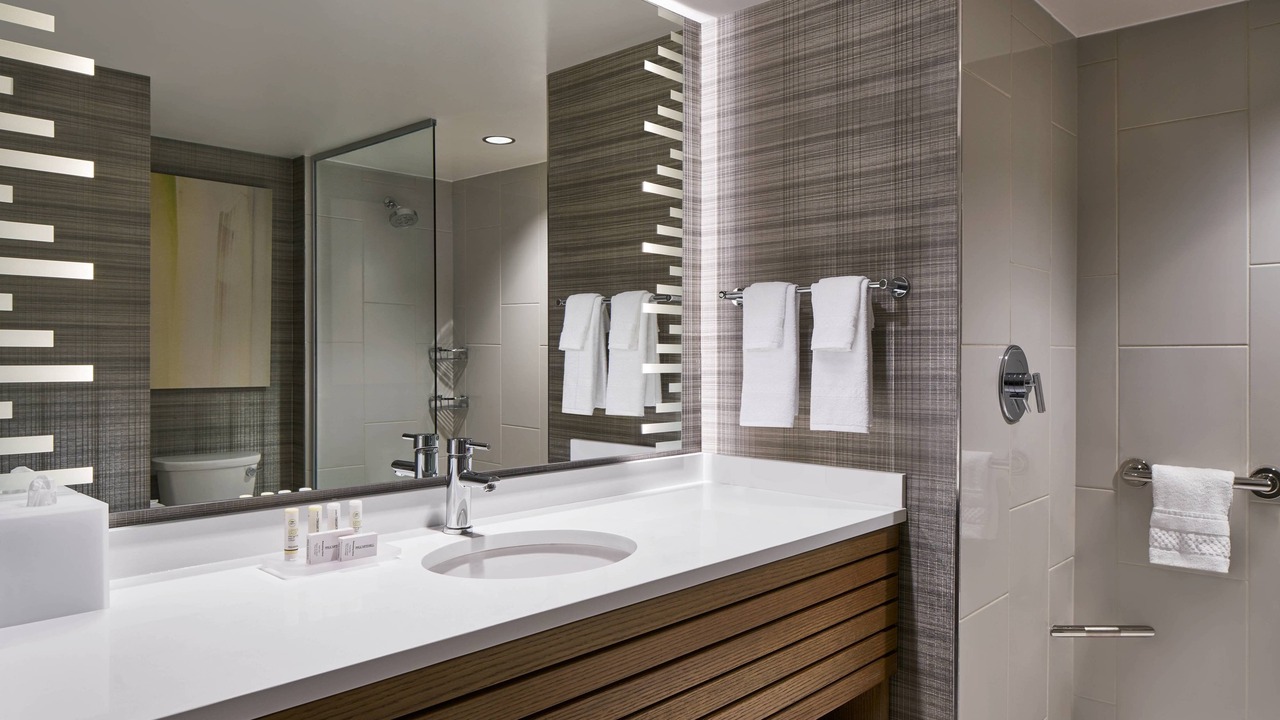 Photo of Bathroom in Mount Vernon Square