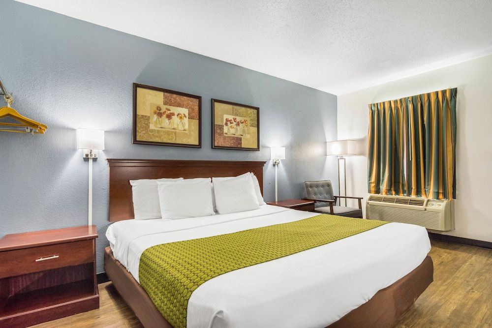 Photo of Bedroom in Northwest Raleigh