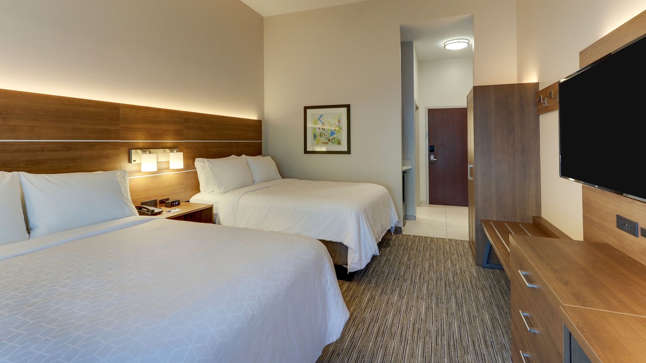 Photo of Bedroom in Saugerties