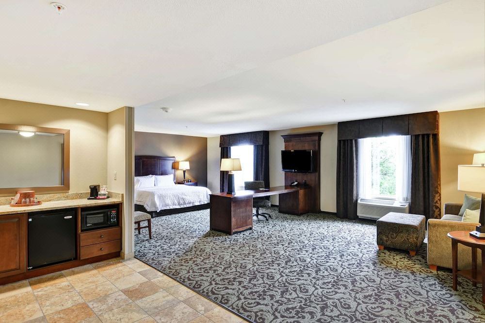 Photo of Livingroom in New Hartford