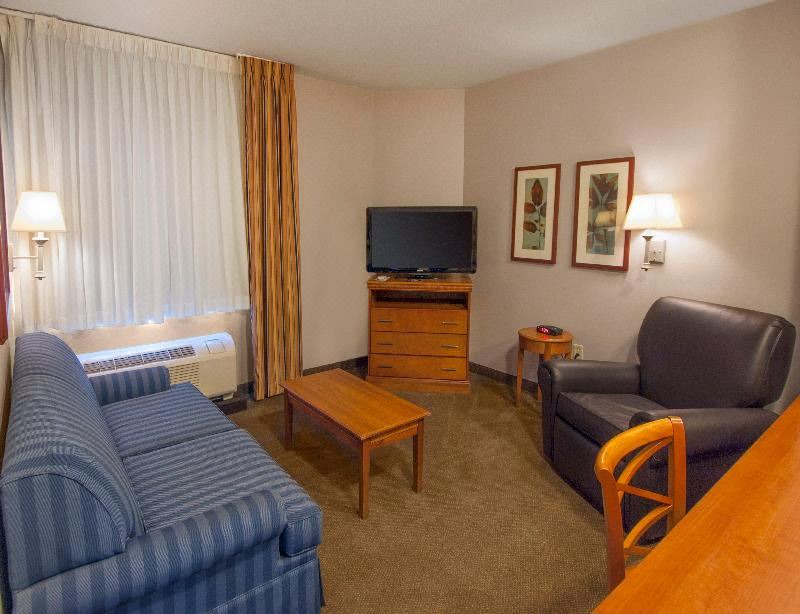 Photo of Livingroom in Amherst