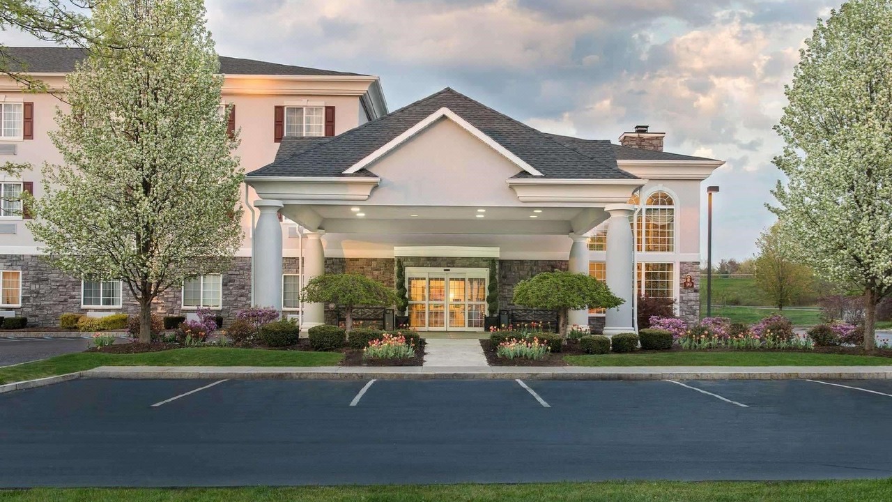 Photo of Buildings in Castleton-on-Hudson
