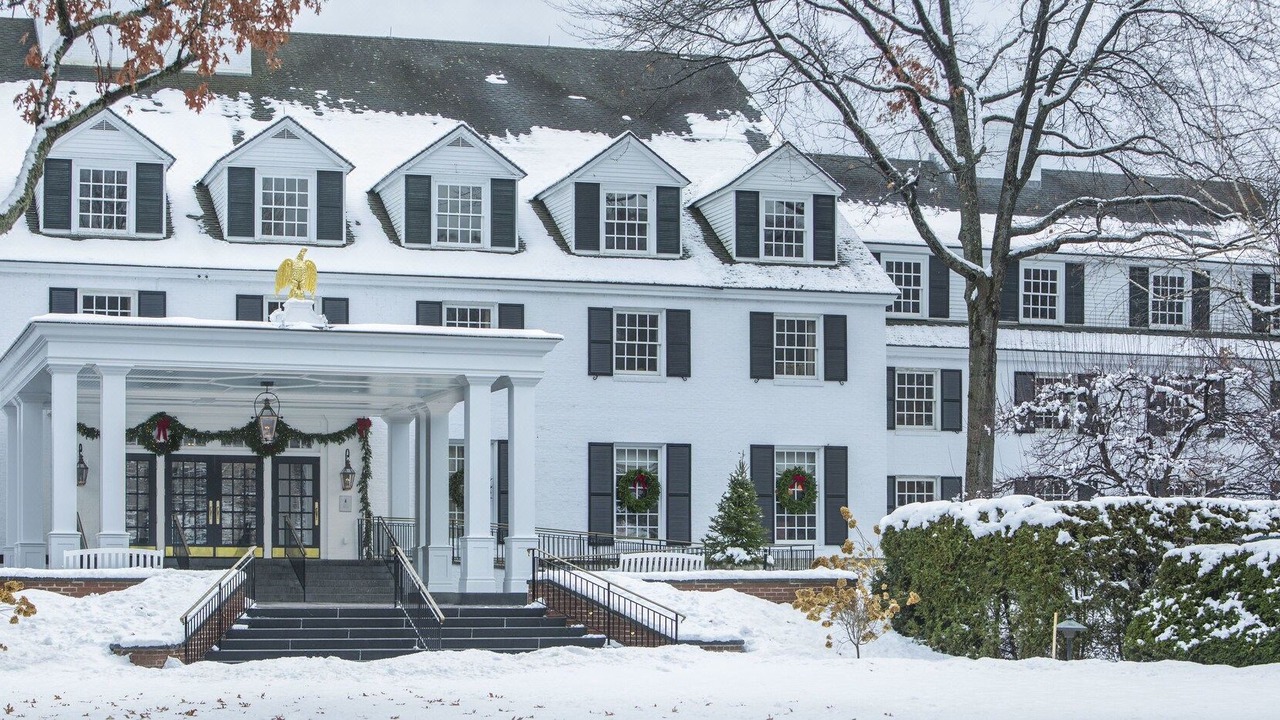 Photo of Buildings in Woodstock